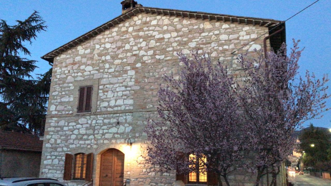 La Casa Delle Sirene Hotel Assisi Buitenkant foto