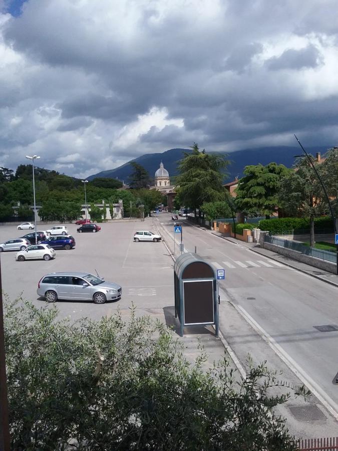 La Casa Delle Sirene Hotel Assisi Buitenkant foto