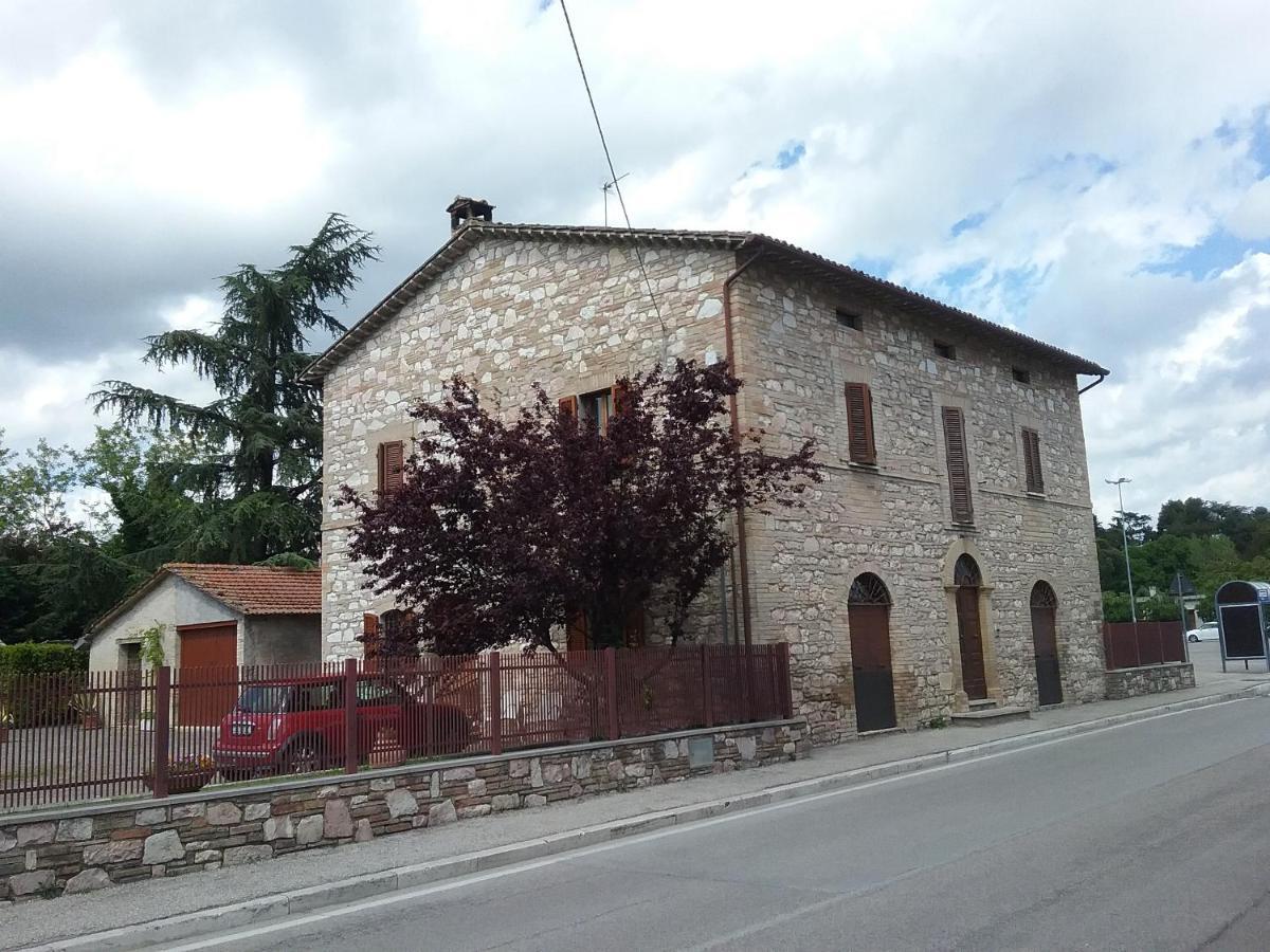 La Casa Delle Sirene Hotel Assisi Buitenkant foto